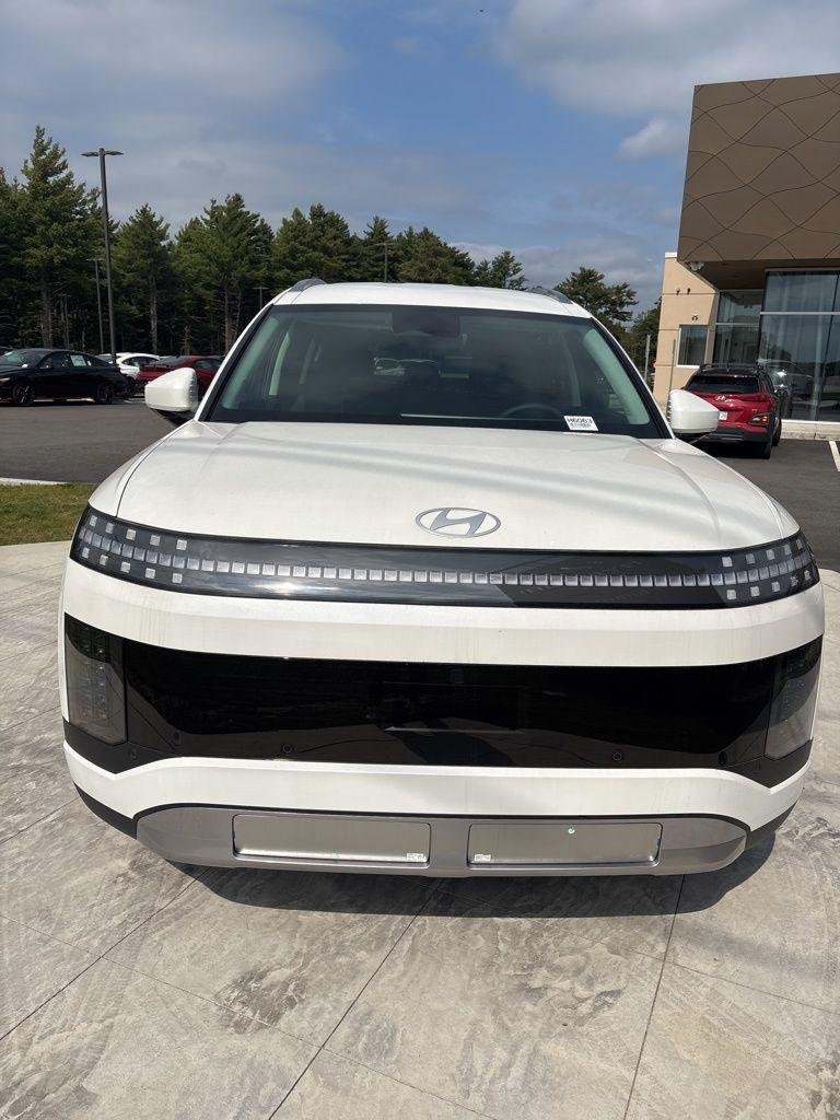 2026 Hyundai IONIQ 9 SE - Photo 3