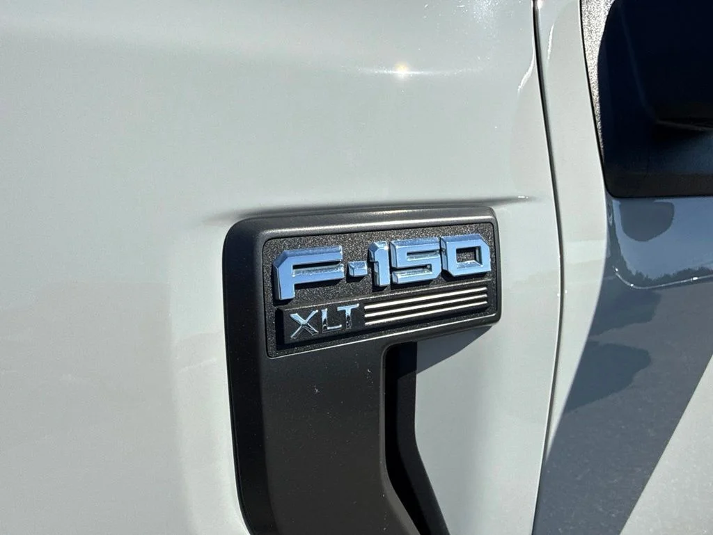 Used 2023 White Ford XLT image 35