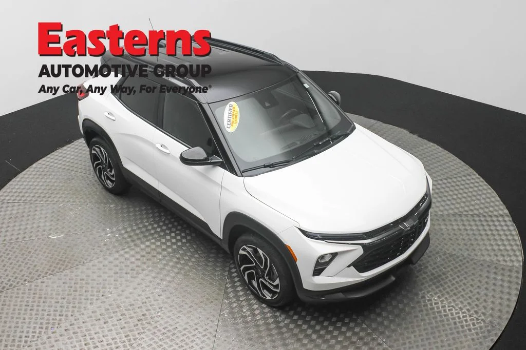 Used 2024 White Chevrolet RS image 3