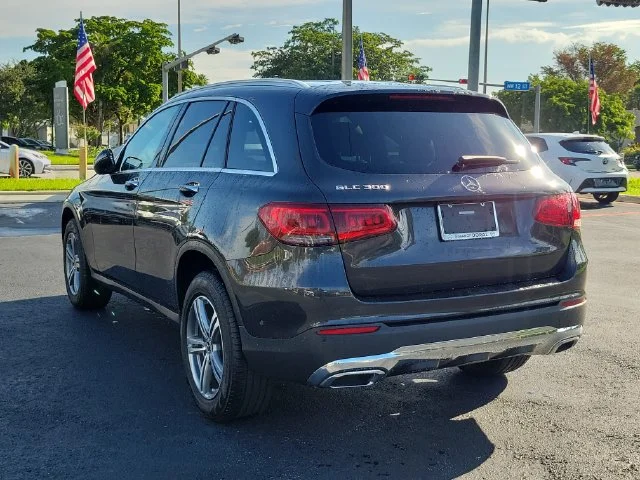 Used 2022 Black Mercedes-Benz GLC 300 image 6