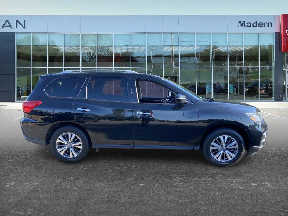 Used 2020 Magnetic Black Pearl Nissan SV image 4