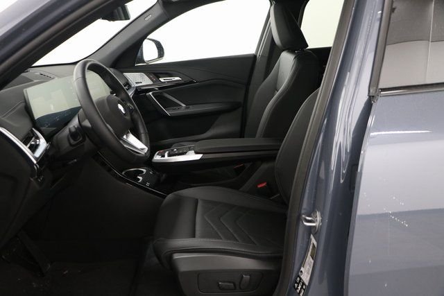2025 BMW X2 28i - Photo 10