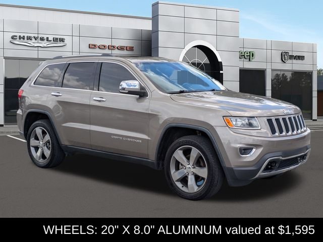 Used 2016 Beige Jeep Limited image 1