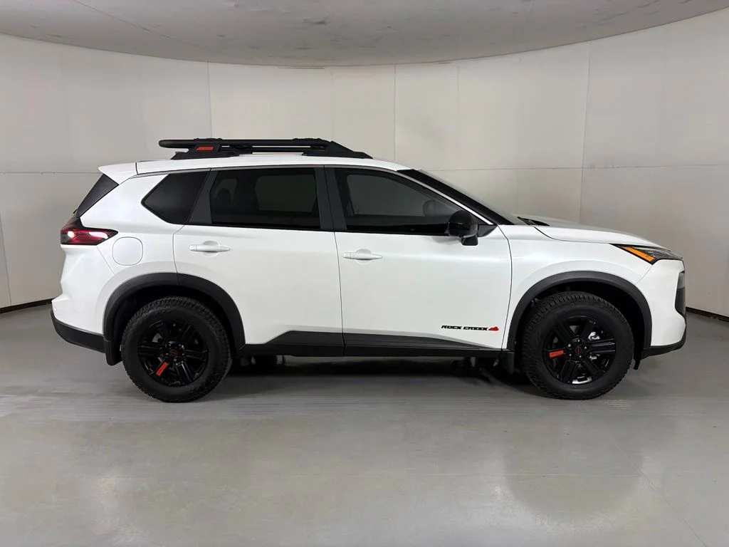 New 2026 Everest White Pearl TriCoat Nissan Rock Creek® image 9