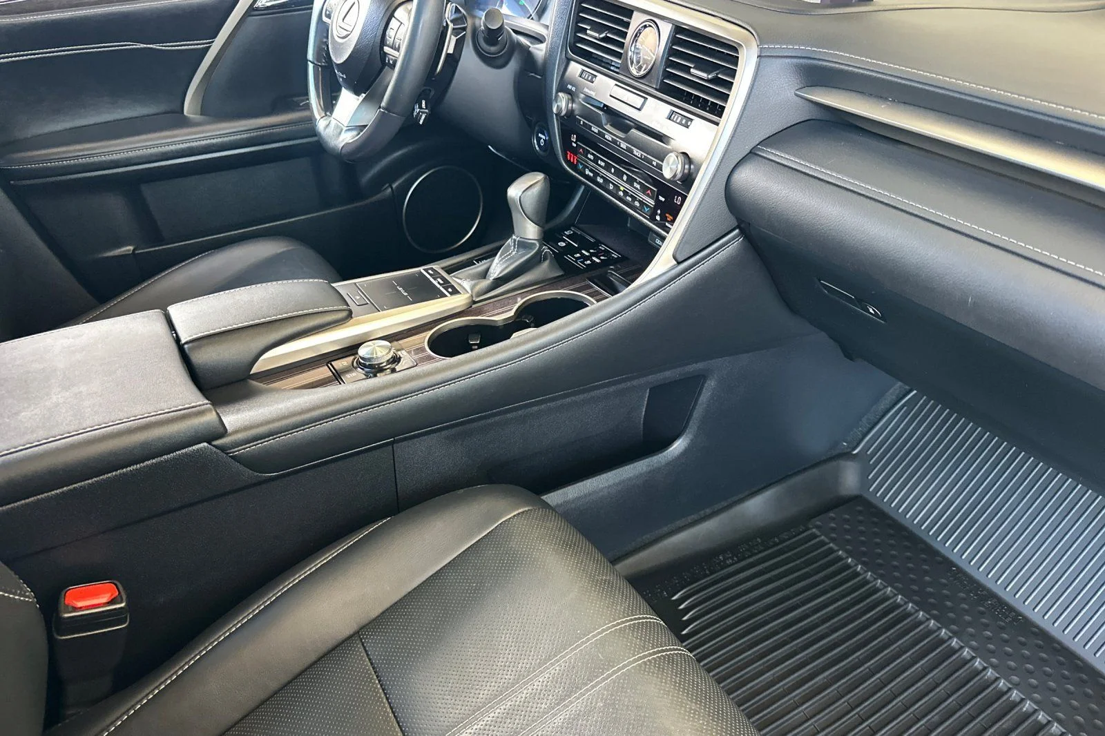 Used 2020 Gray Pearl Lexus 450h image 13
