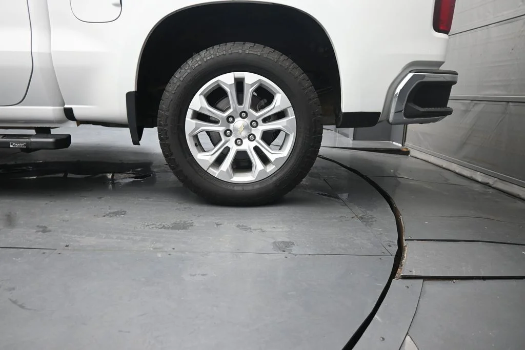 Used 2023 White Chevrolet LTZ image 14
