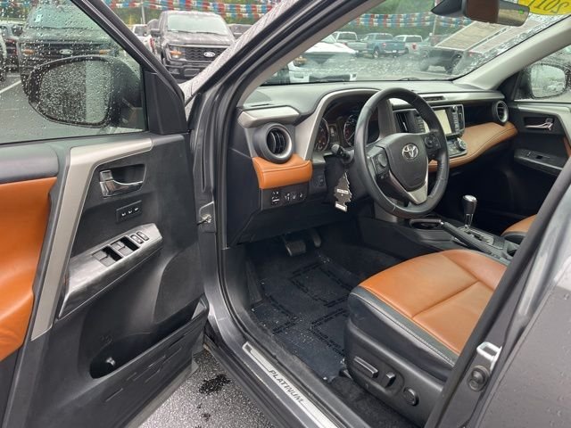 Used 2017 Gray Toyota Platinum image 5