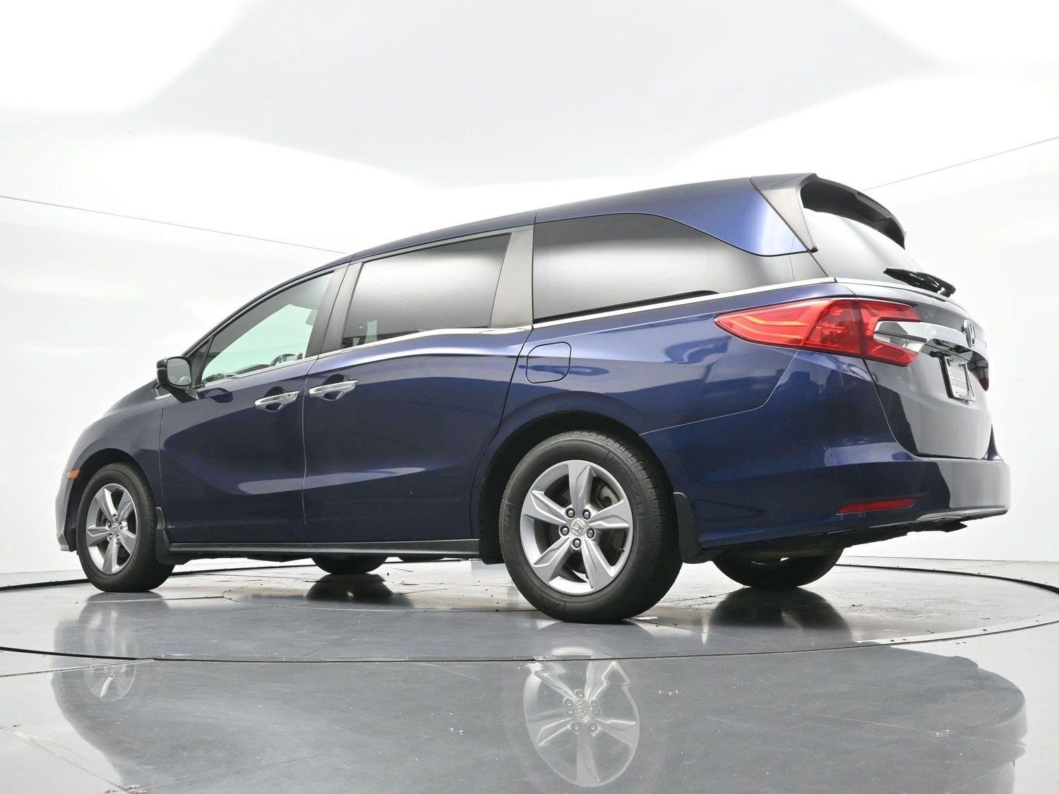 Used 2018 Blue Honda EX-L image 45