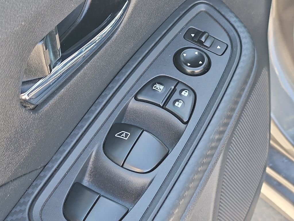 Used 2025 Gray Nissan 1.6 SV image 13