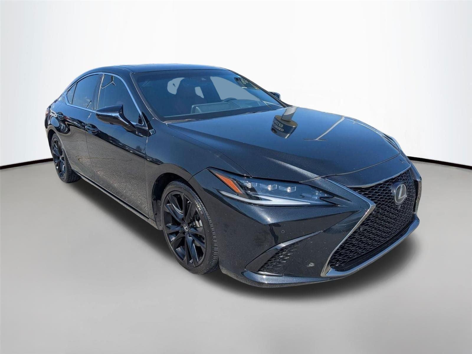 Used 2023  Lexus ES 350 F SPORT Handling image 3