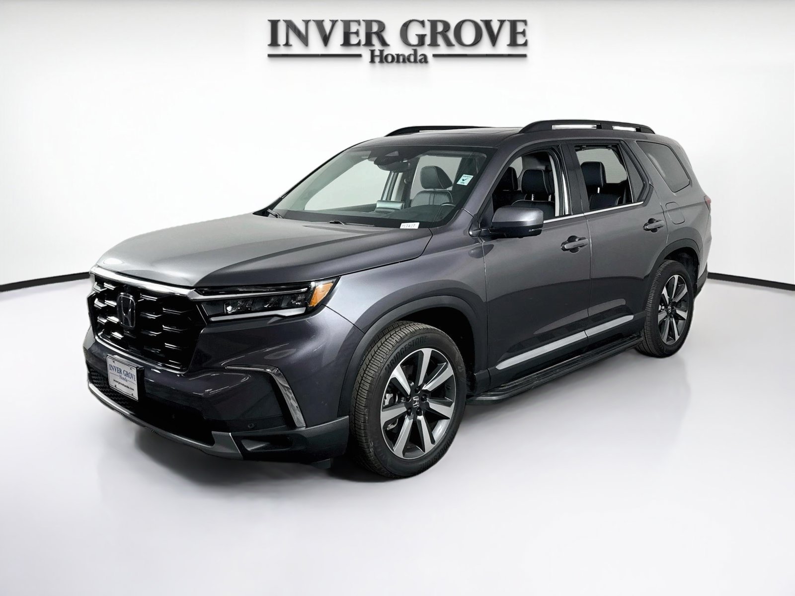 Certified Used 2025 Modern Steel Metallic Honda AWD Elite image 21