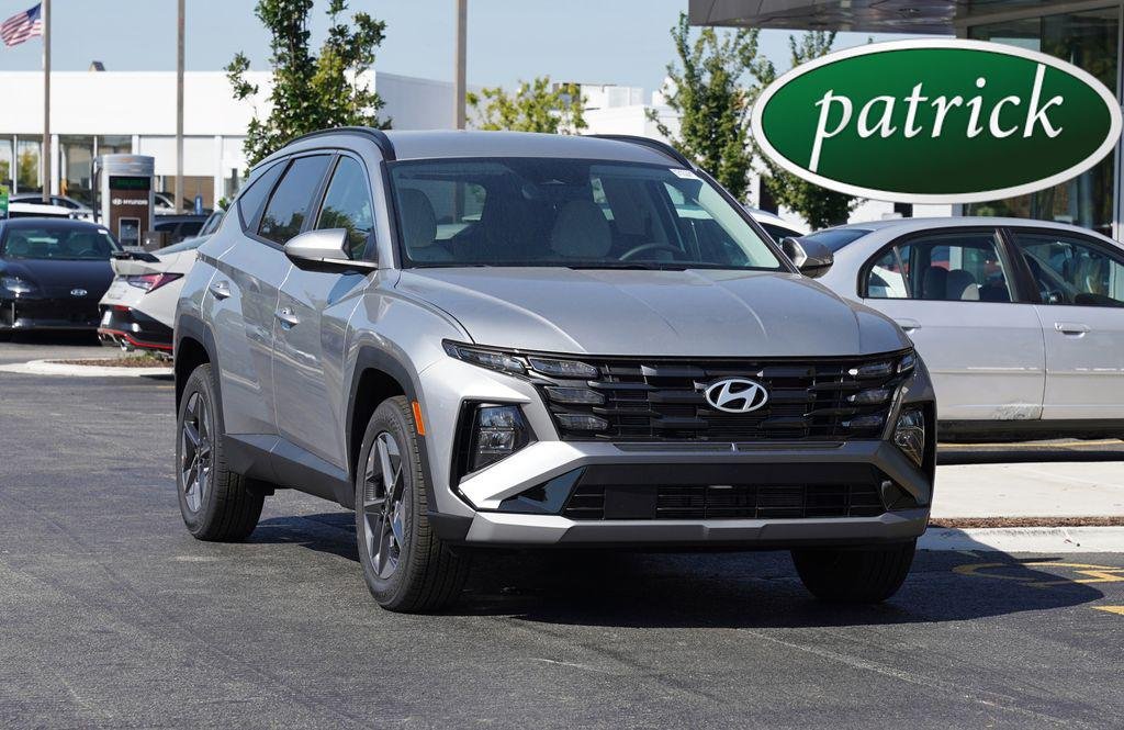 New 2026 Shimmering Silver Hyundai SEL image 1
