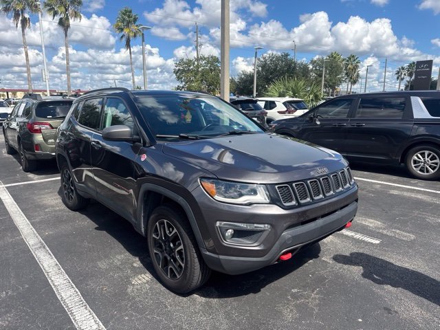 Used 2021 Granite Crystal Metallic Clearcoat Jeep Trailhawk image 4