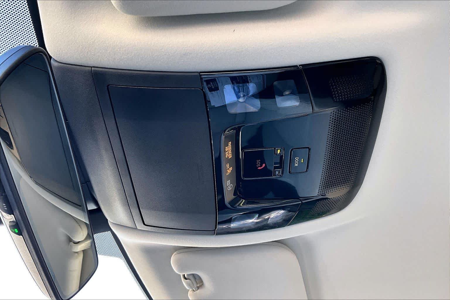 Certified Used 2024 Caviar Lexus  image 32