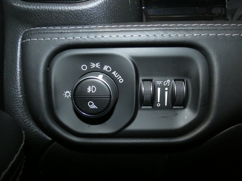 2026 RAM 3500 Limited - Photo 26