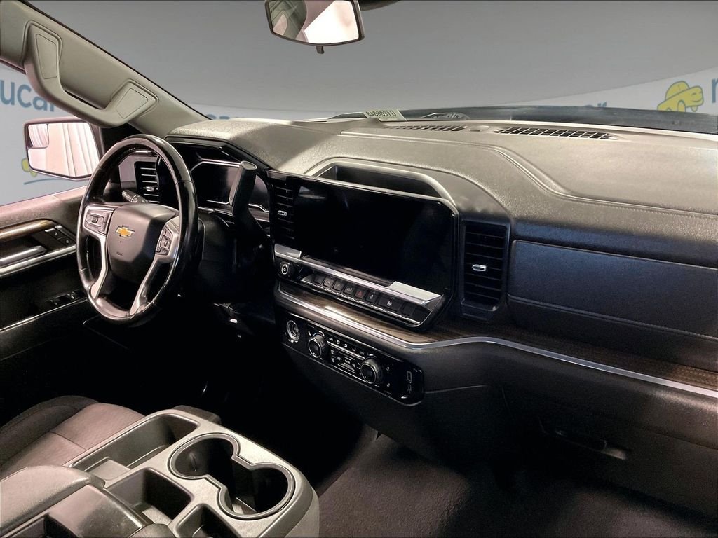 Used 2024 Black Chevrolet LT image 14