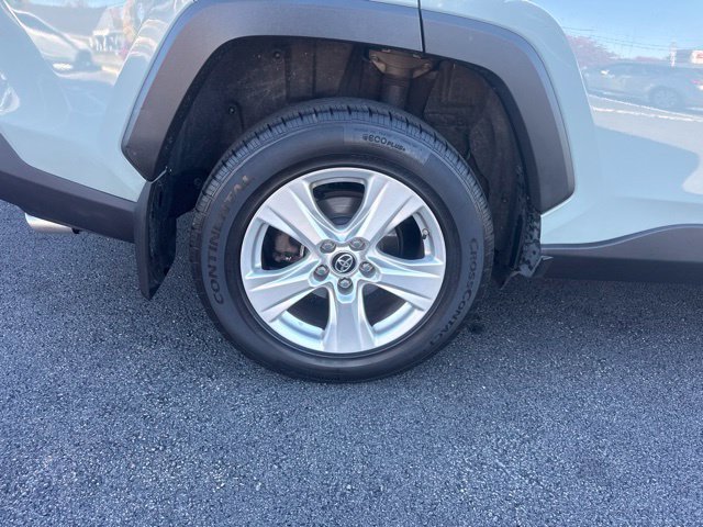 Used 2019 Gray Toyota XLE image 10