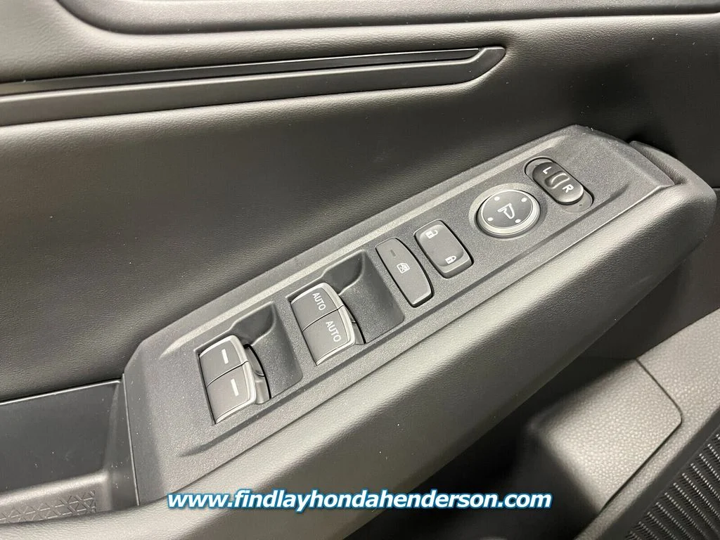 New 2026 Solar Silver Metallic Honda SE image 13