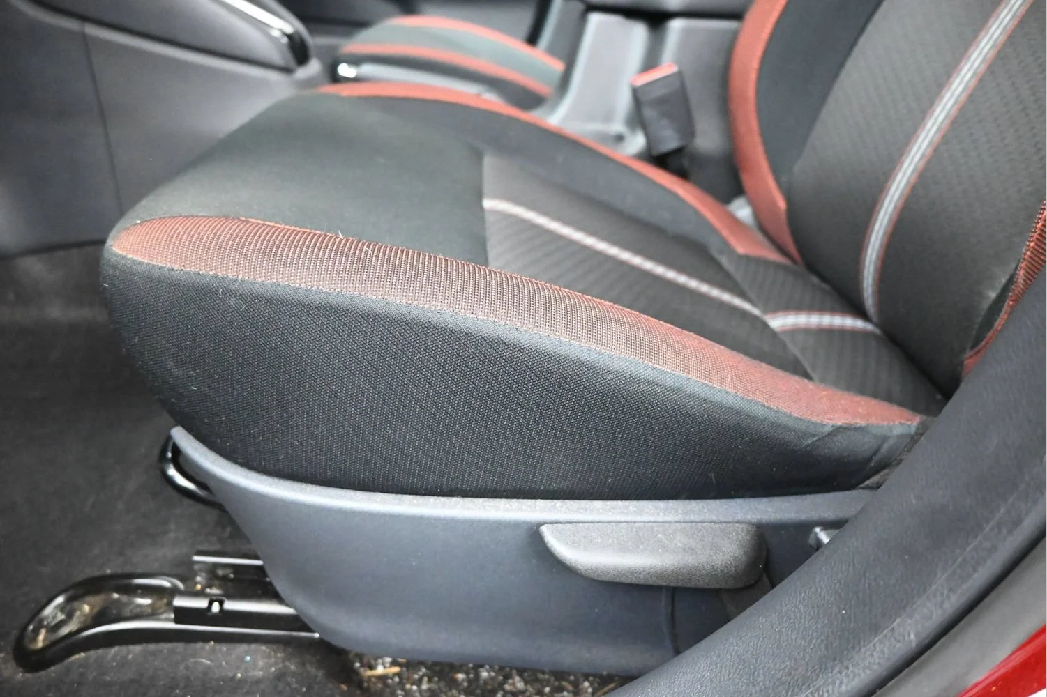 Certified Used 2024 Scarlet Ember Tintcoat Nissan SR image 8