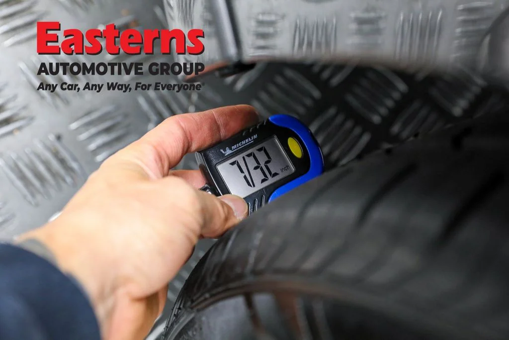 Used 2022 Gray Dodge SXT image 27
