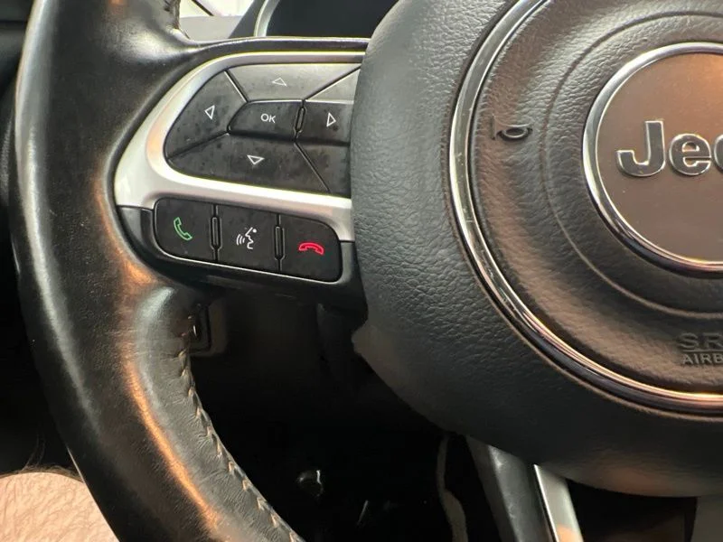 Used 2020 Gray Jeep Latitude image 21