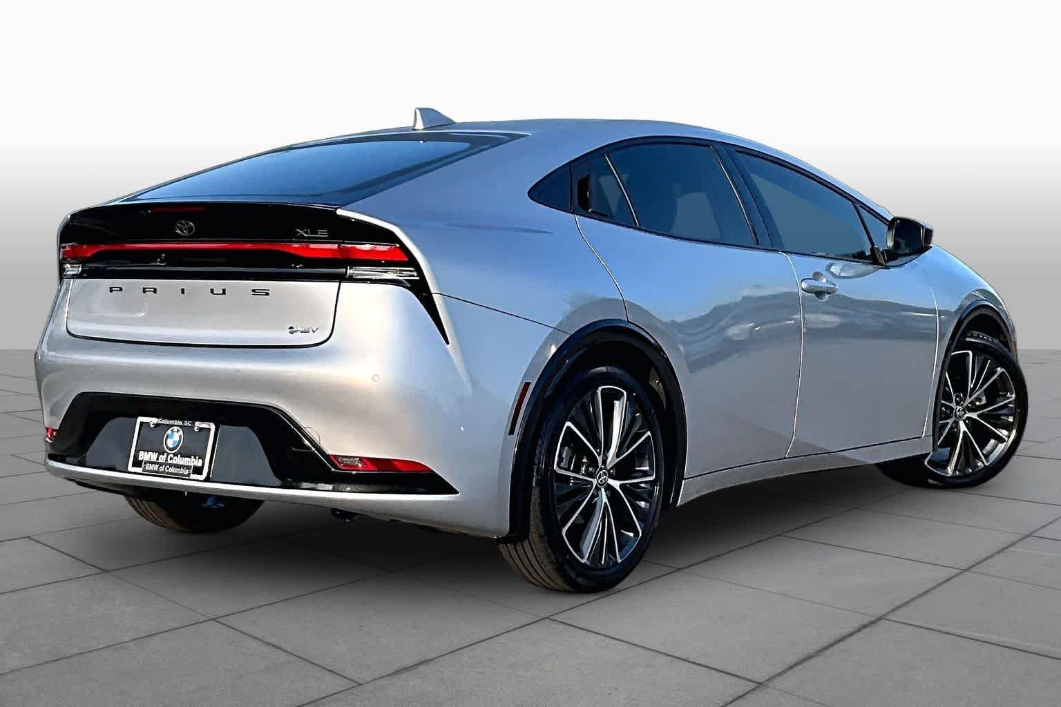 2024 Toyota Prius XLE - Photo 12