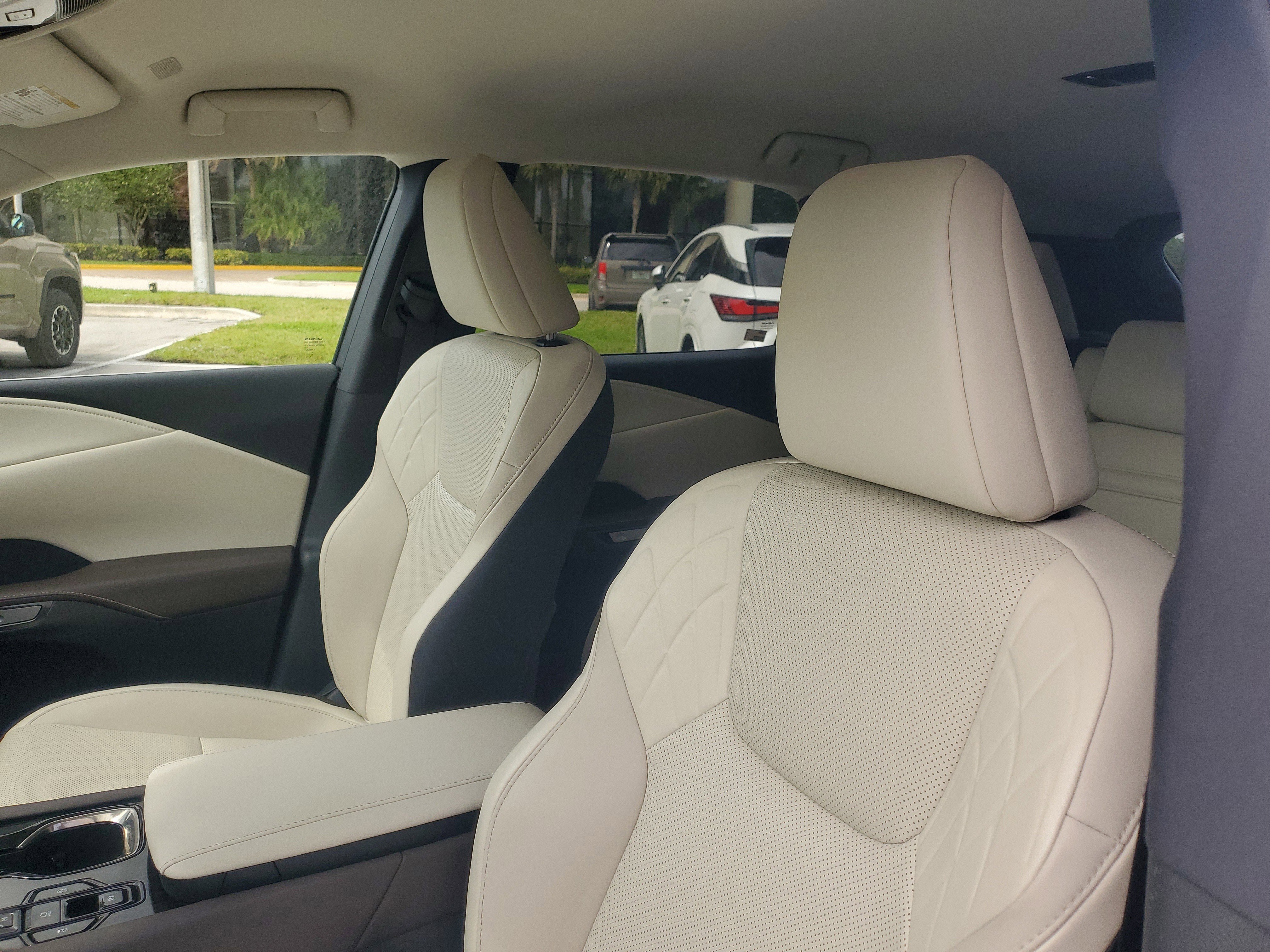 Certified Used 2024 Eminent White Pearl Lexus RX 350 image 22