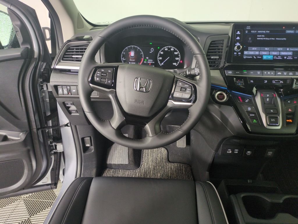 2026 Honda Odyssey Touring - Photo 13