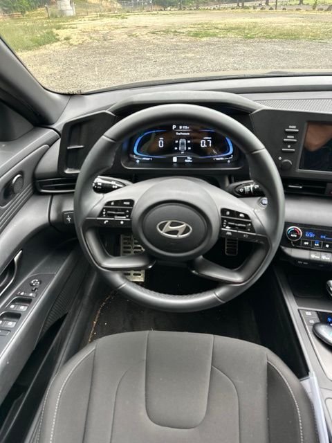 Certified Used 2025 Abyss Black Hyundai SEL Sport image 8