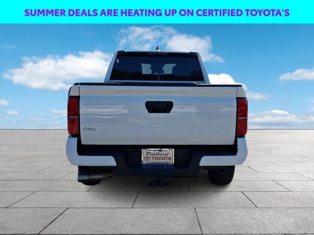 Used 2025 White Toyota SR5 image 7