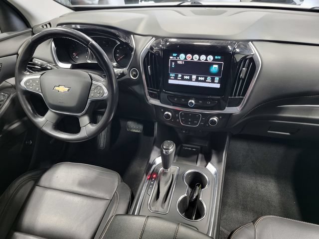 Used 2019 IRIDESCENT PEARL TRICOAT Chevrolet Premier image 30