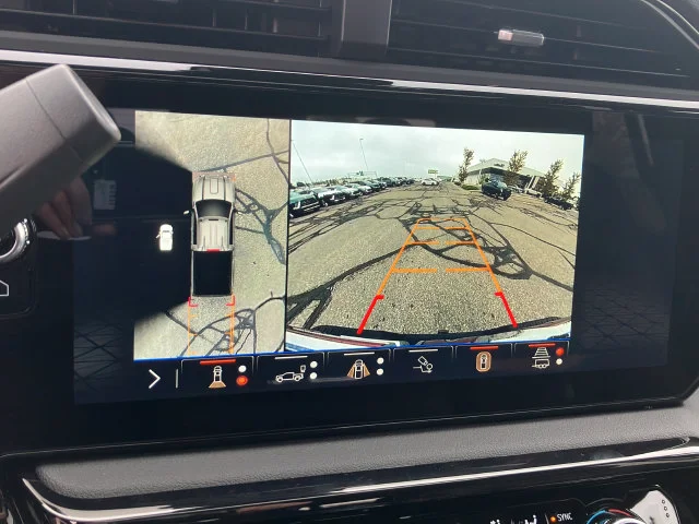 2026 GMC Sierra 2500HD AT4 - Photo 18