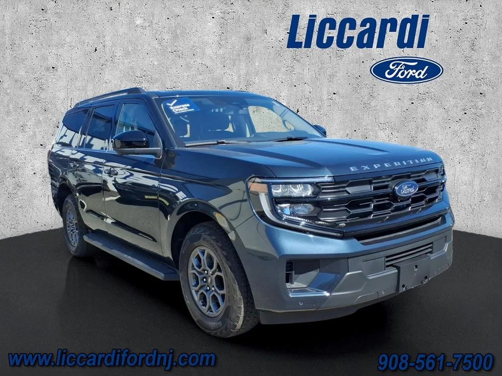 2025 Ford Expedition Active 4x4's photo