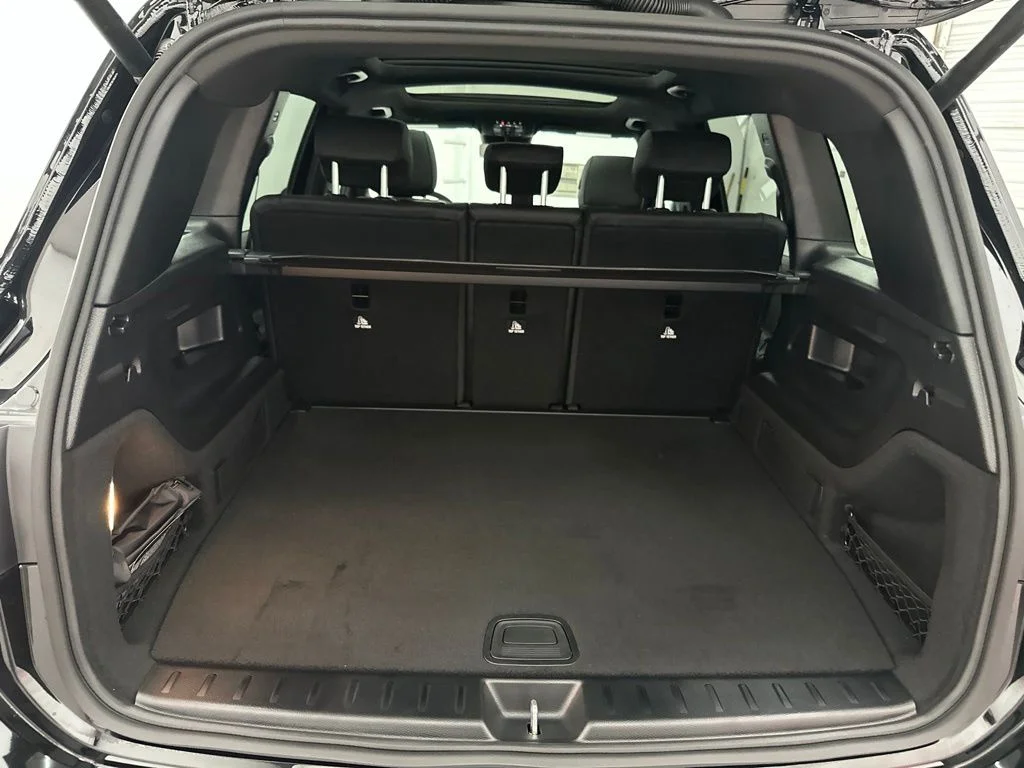 New 2026 Black Mercedes-Benz GLB 250 image 28