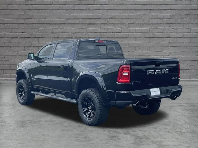 New 2025 Diamond Black Crystal Pearl-Coat Exterior Paint RAM Big Horn/Lone Star image 5