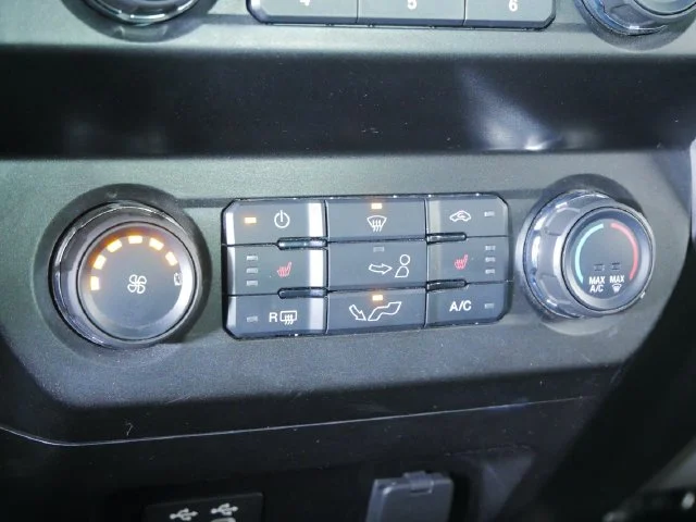 Certified Used 2020 Black Ford XLT image 30