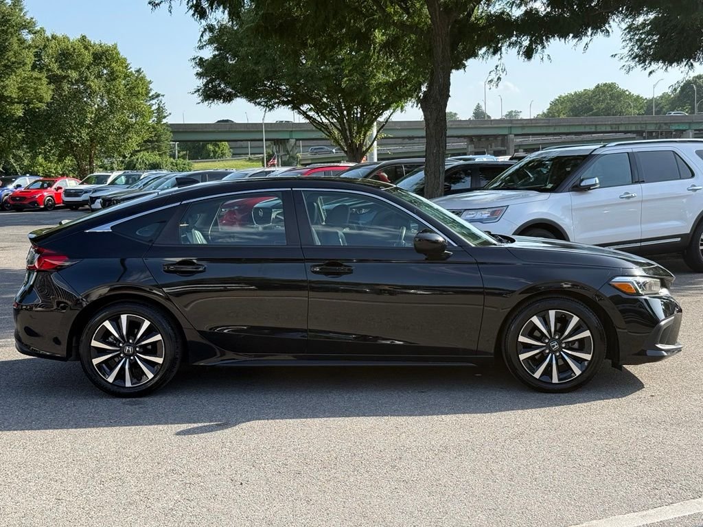 Used 2024 Crystal Black Pearl Honda EX-L image 11