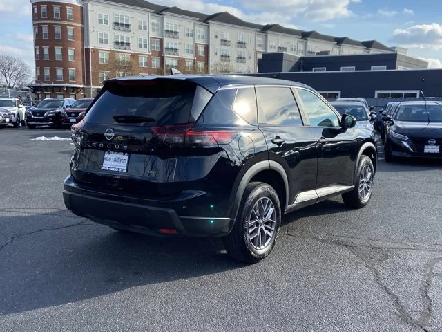 Certified Used 2025 Super Black Nissan S image 4
