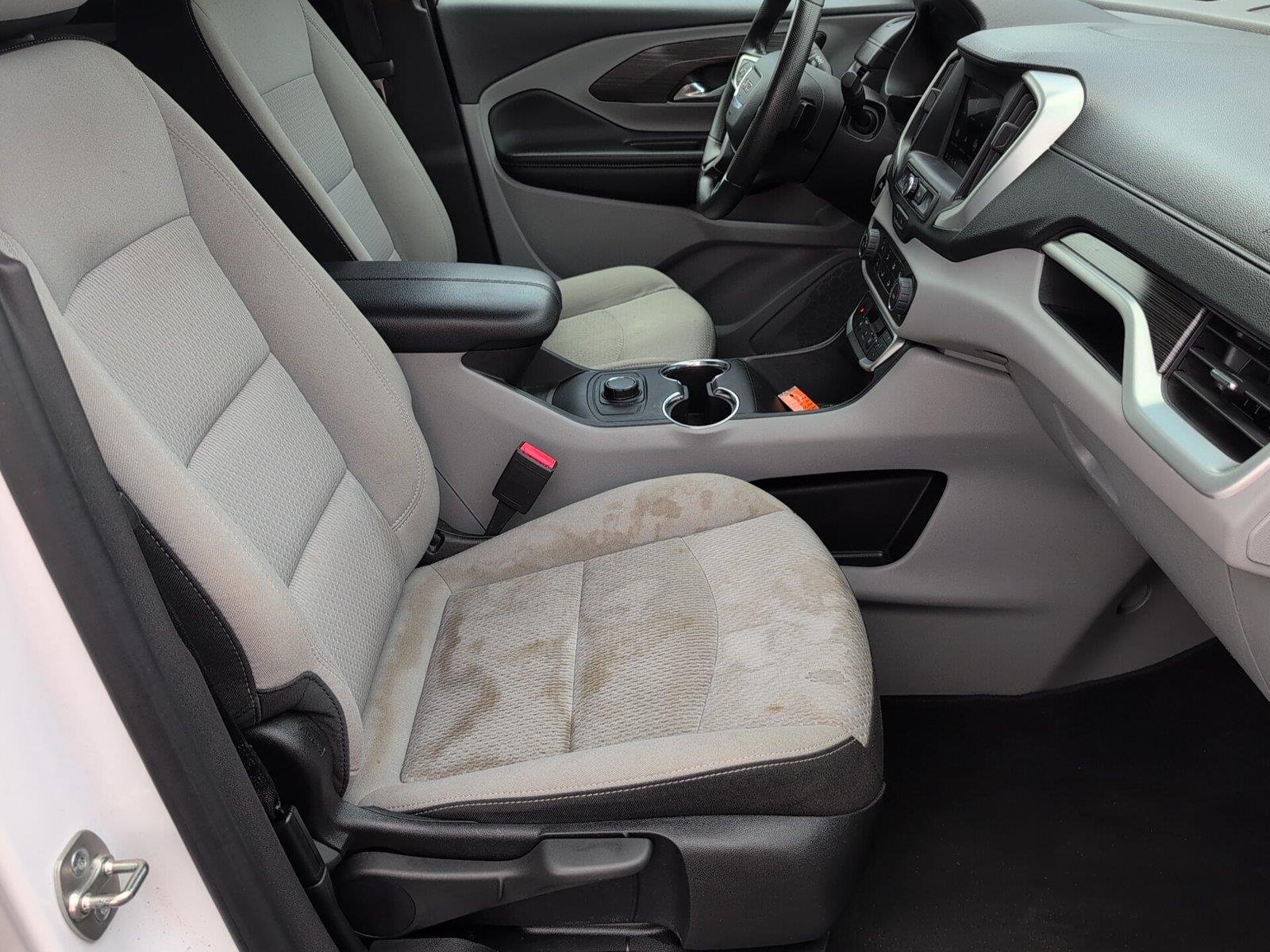 Used 2024 Summit White GMC SLE image 39