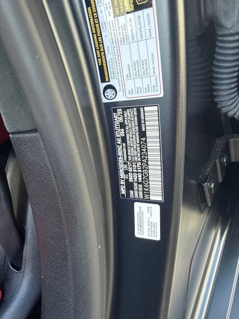 Used 2023  Mercedes-Benz S 580 image 34