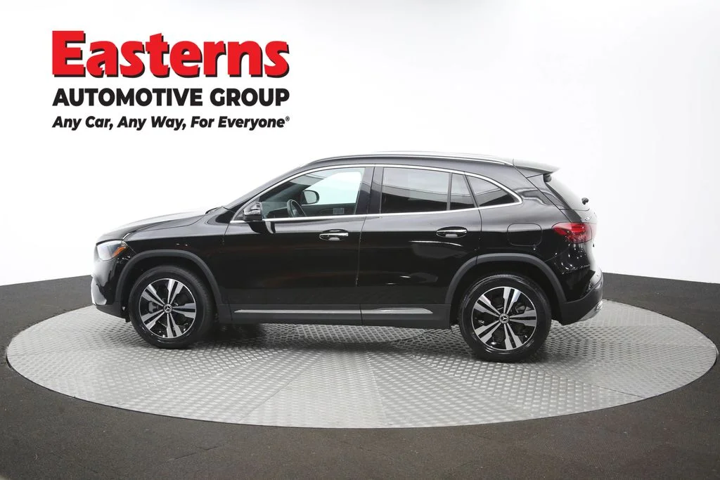 Used 2025 Black Mercedes-Benz GLA 250 image 60