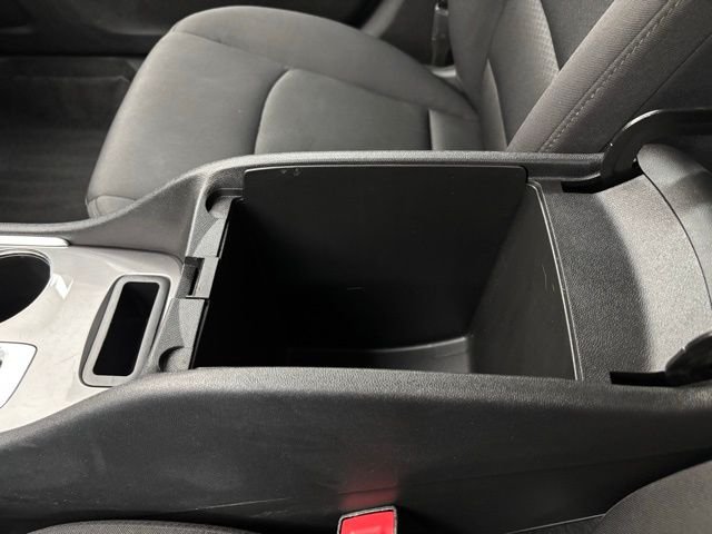 Used 2024 Summit White Chevrolet LT image 28