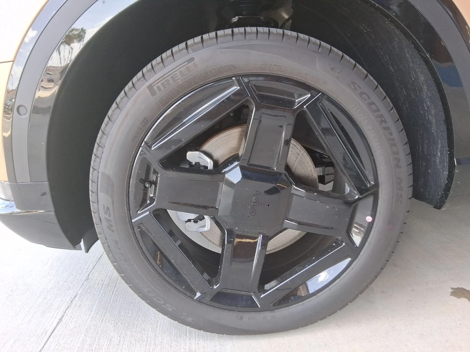 New 2027 Brown Kia X-Line SX image 39