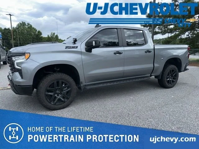 2024 Chevrolet Silverado 1500 LT Trail Boss 4X4 Crew Cab Short Box's photo