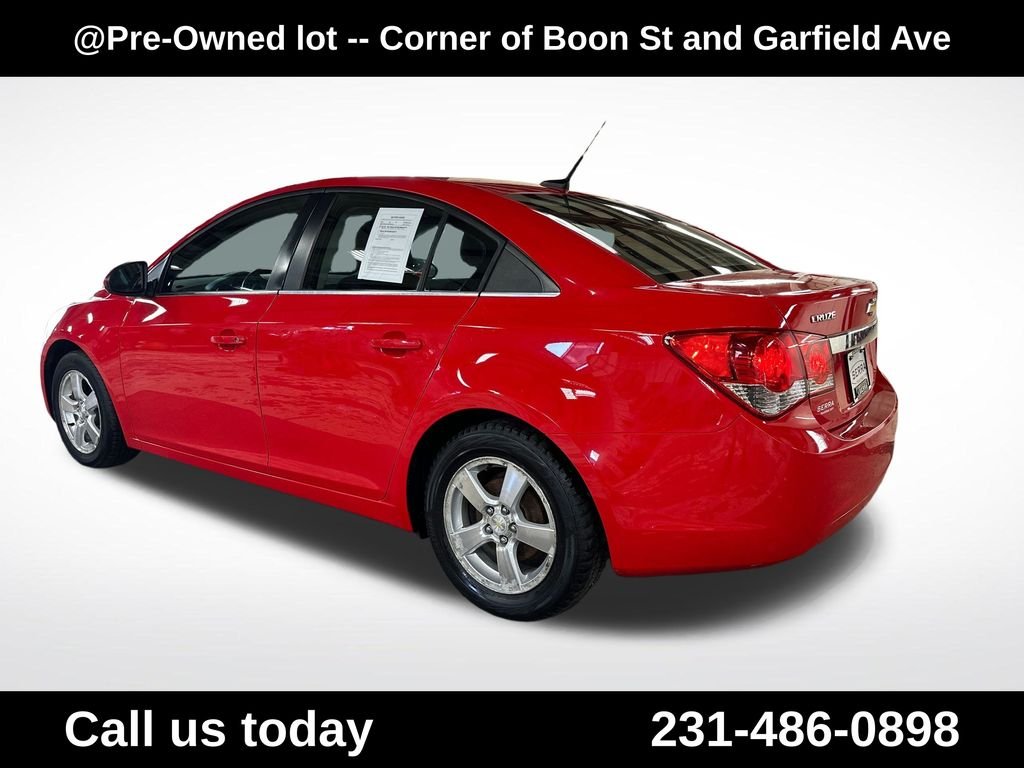 Used 2014 Red Chevrolet 1LT image 3