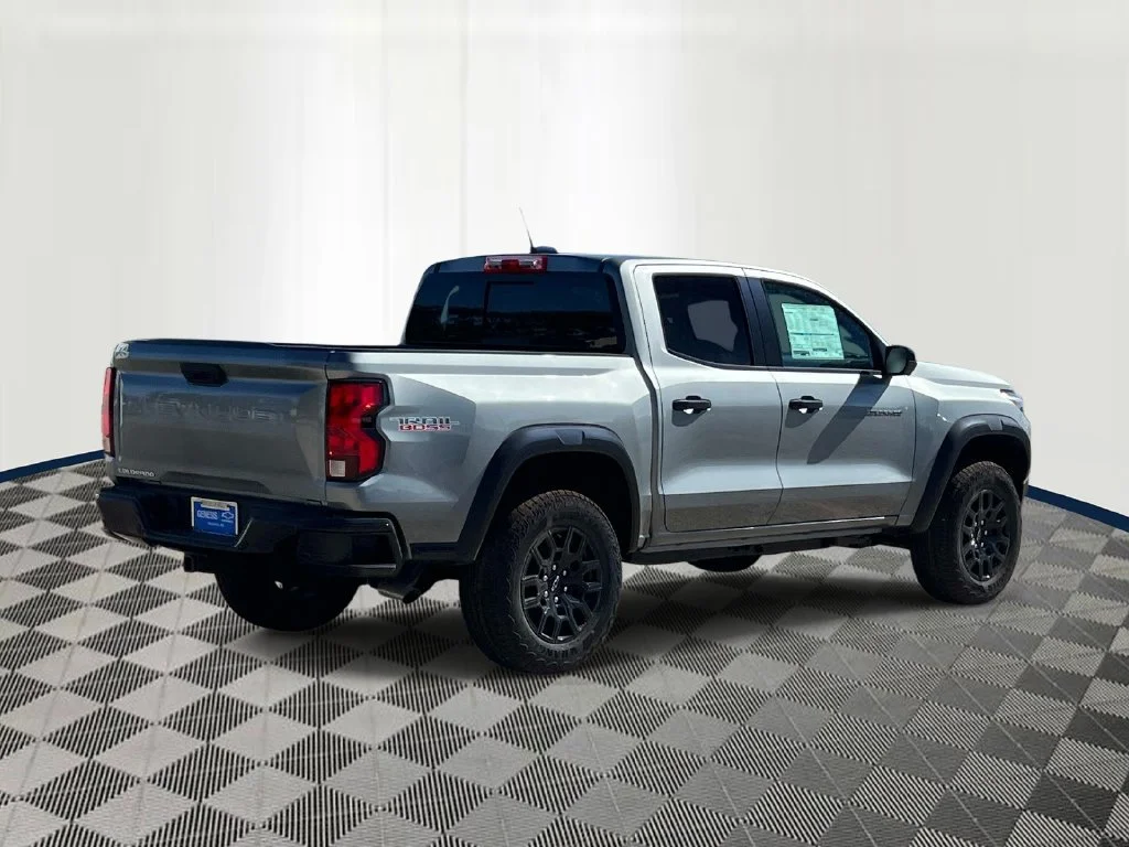 New 2026 Sterling Gray Metallic Chevrolet Trail Boss image 4