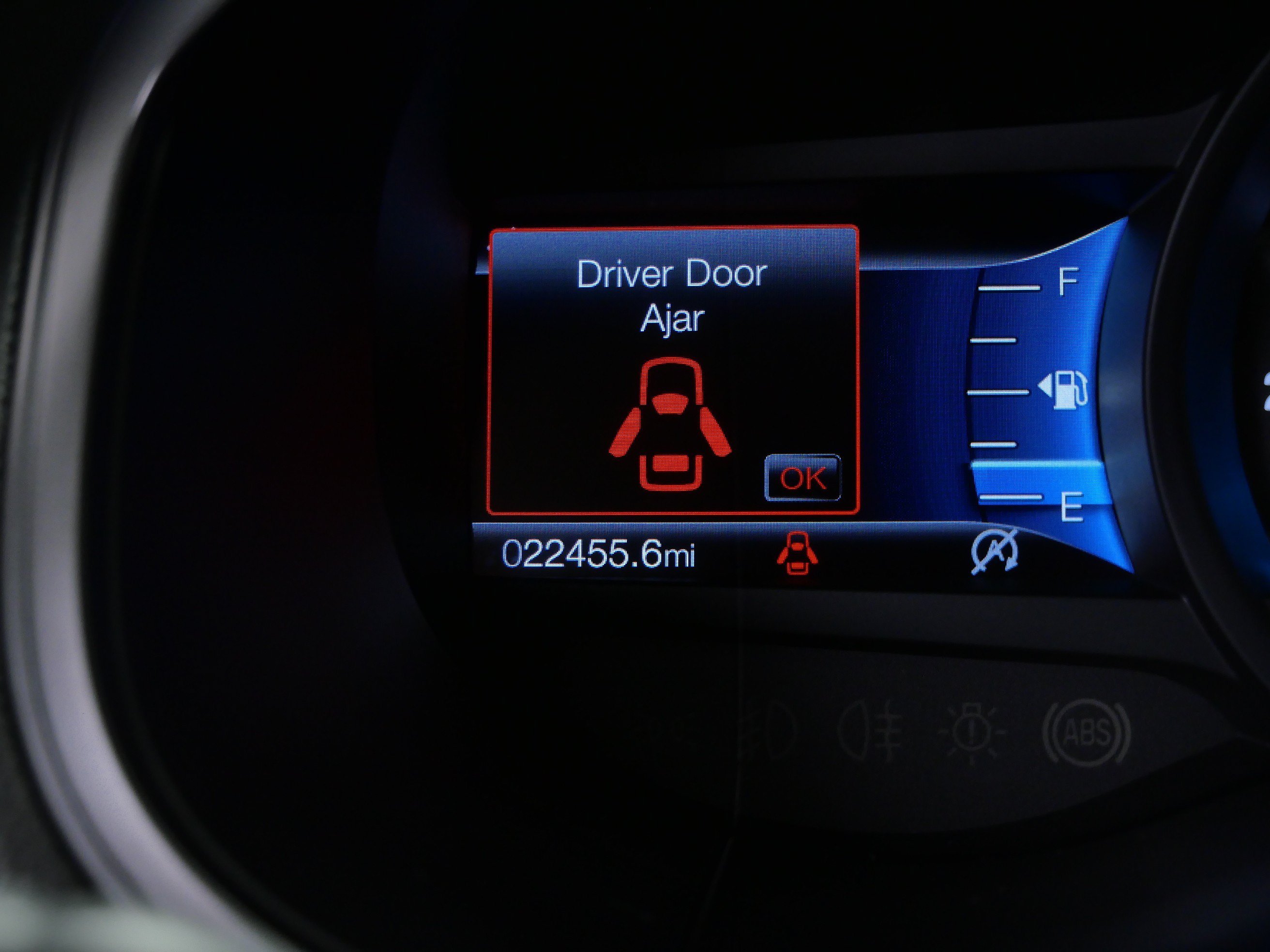 Used 2022 Black Ford SE image 27