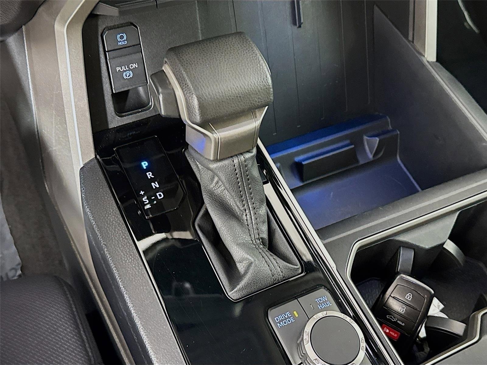 2022 Toyota Tundra SR5 - Photo 17