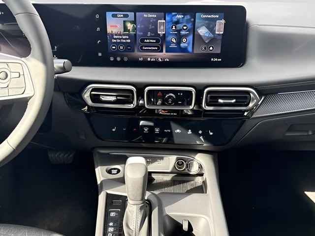 2026 Nissan Sentra SV - Photo 14