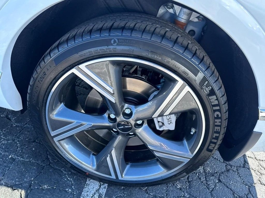New 2026 Uyuni White Genesis 3.5T Prestige image 6